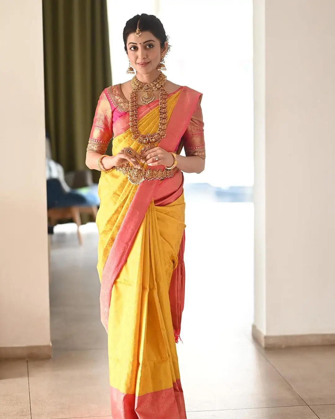 PRANITHA SUBHASH STILLS IN YELLOW SAREE RED BLOUSE 6